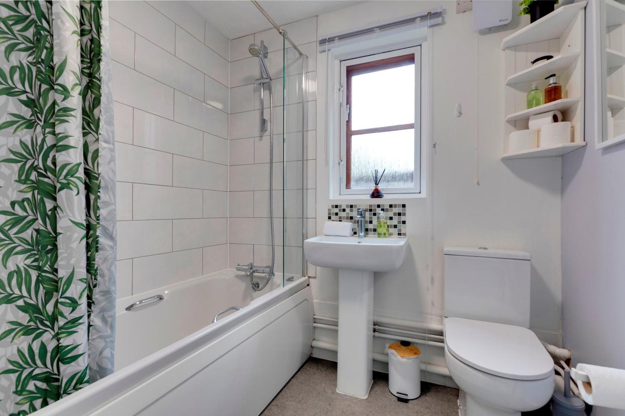 Pass The Keys Stylish And Modern Flat Next To Station Apartment Cambridge (Cambridgeshire)